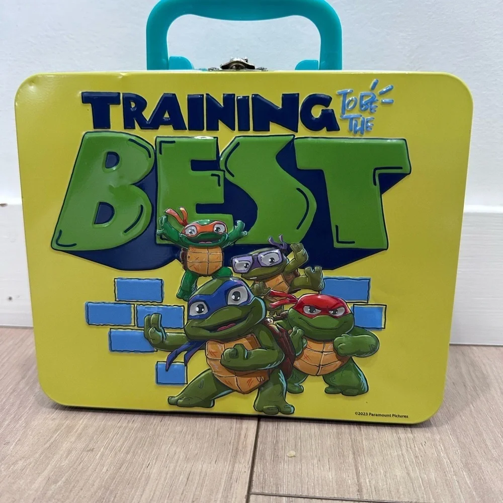 Teenage Mutant Ninja Turtles LUNCH BOX w ASSEMBLE 48pc 12.5